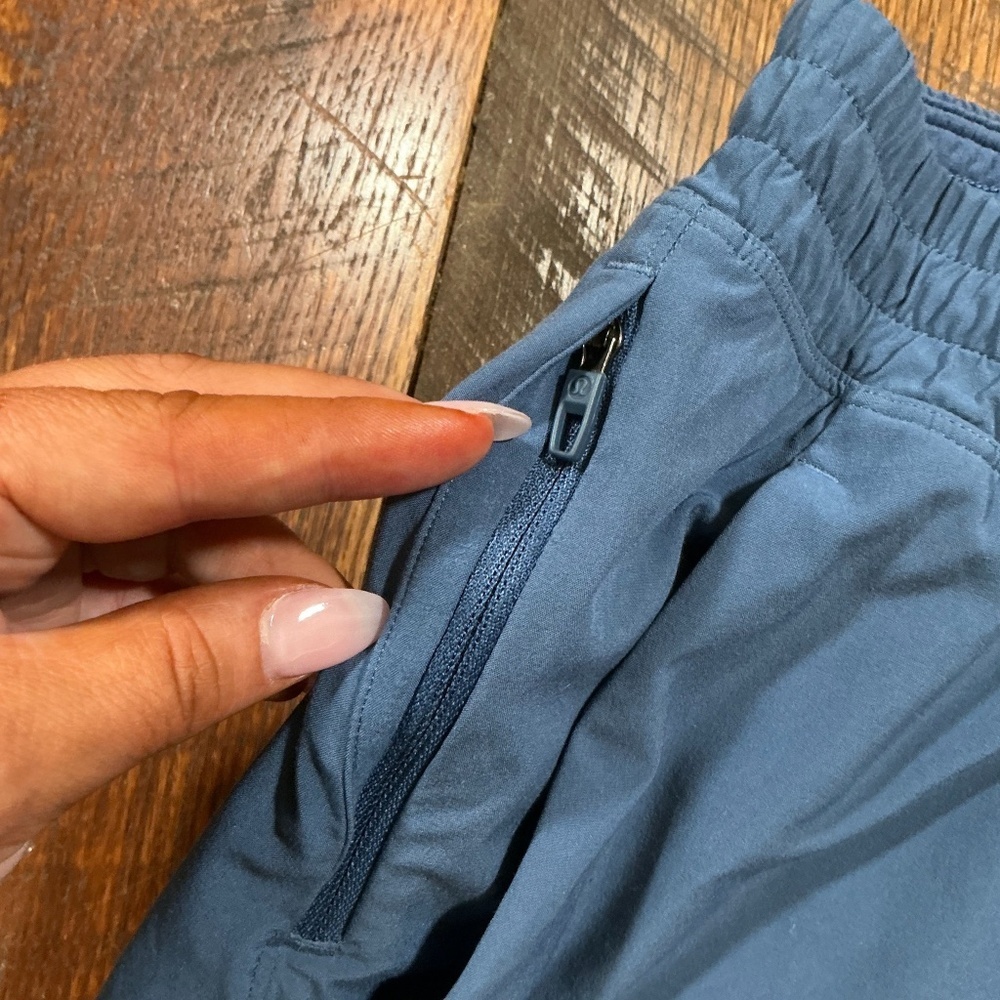 Lululemon Hotty Hot High-Rise Lined Short 4" Oasis Blue Size Small - Picture 7 of 13